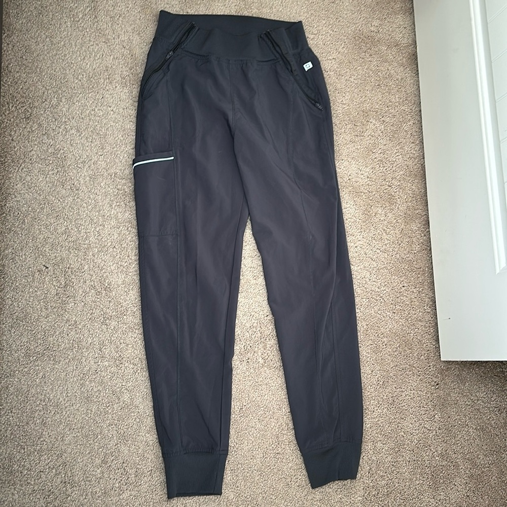 Cherokee jogger scrub pants
